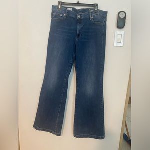Gap authentic flare jeans, 33r.